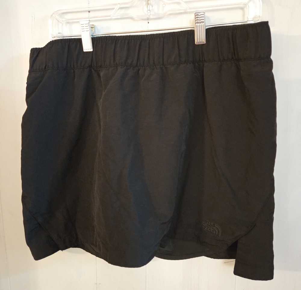 The North Face Women's Black Active Skort